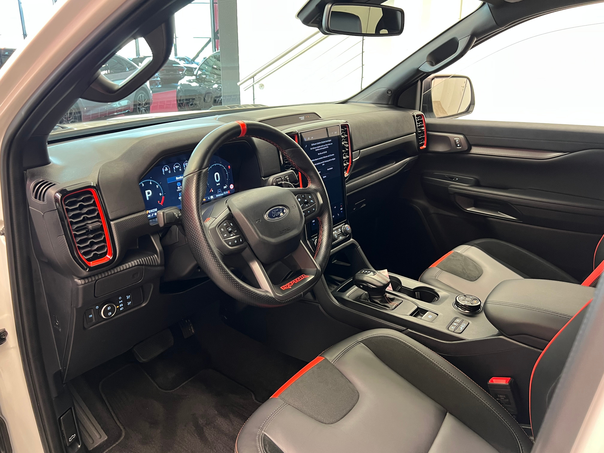 listing desktop thumbnail image 8