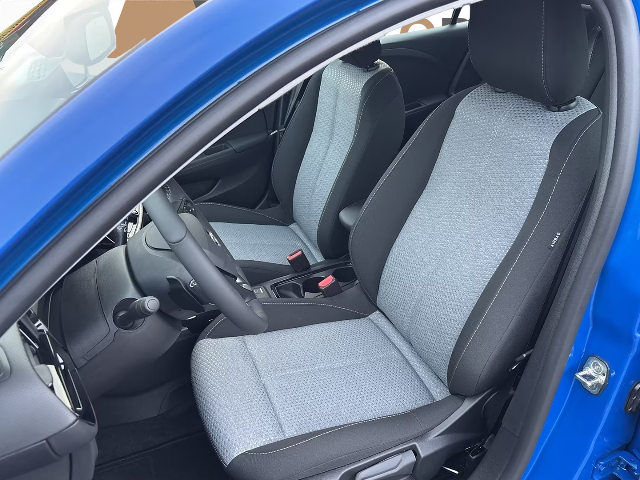 listing desktop thumbnail image 6