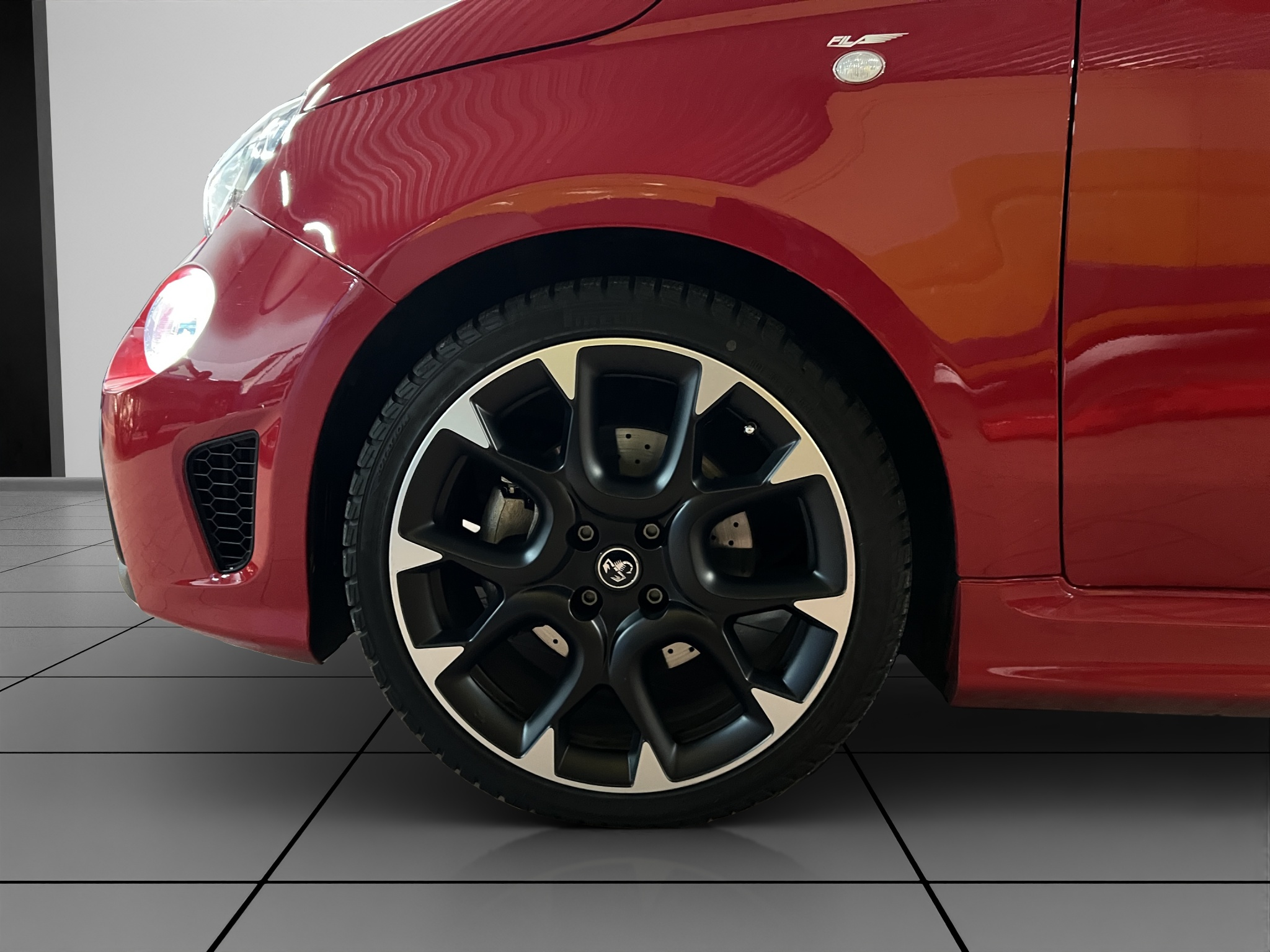 listing desktop thumbnail image 15