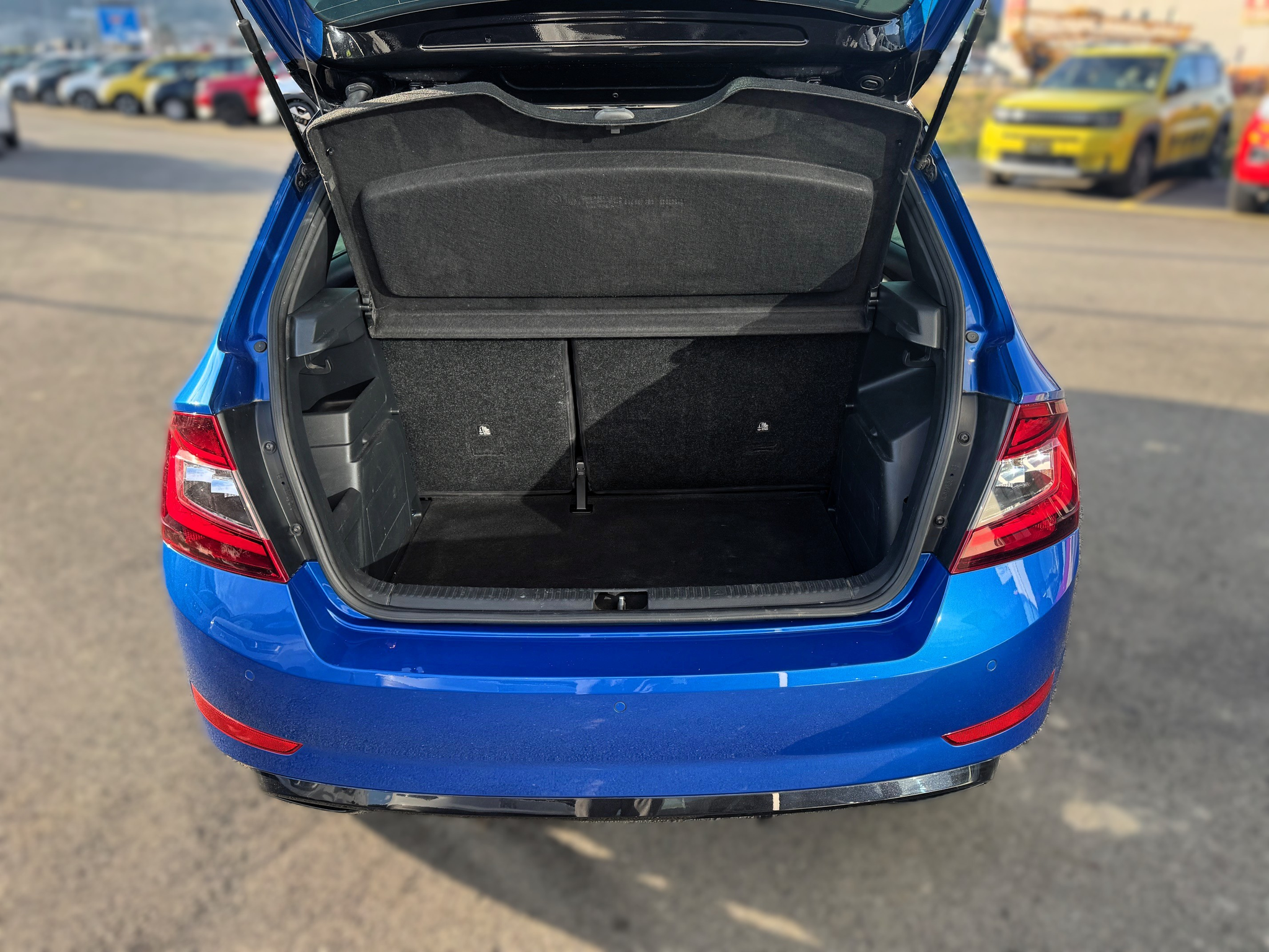 listing desktop thumbnail image 17