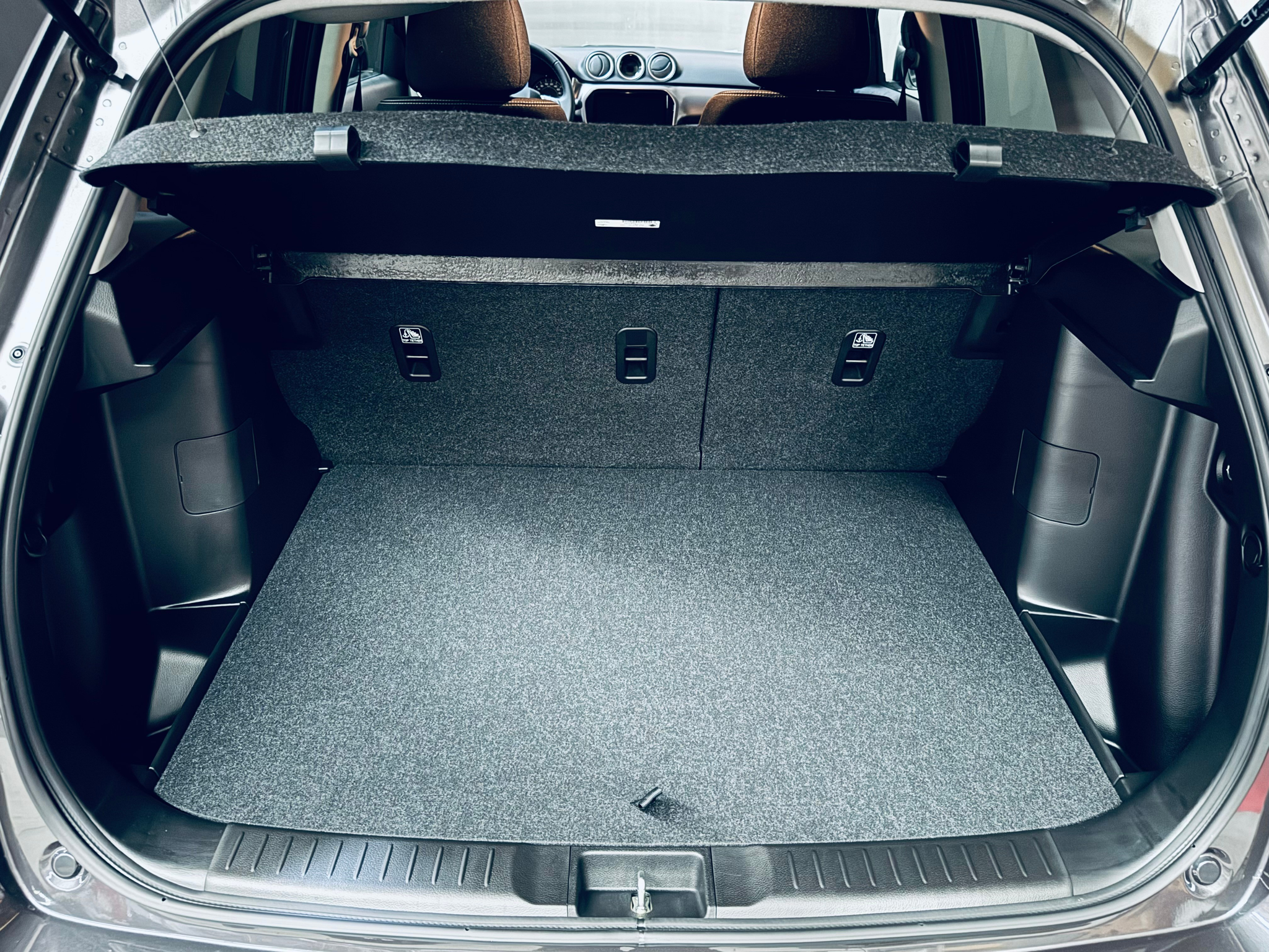 listing desktop thumbnail image 11