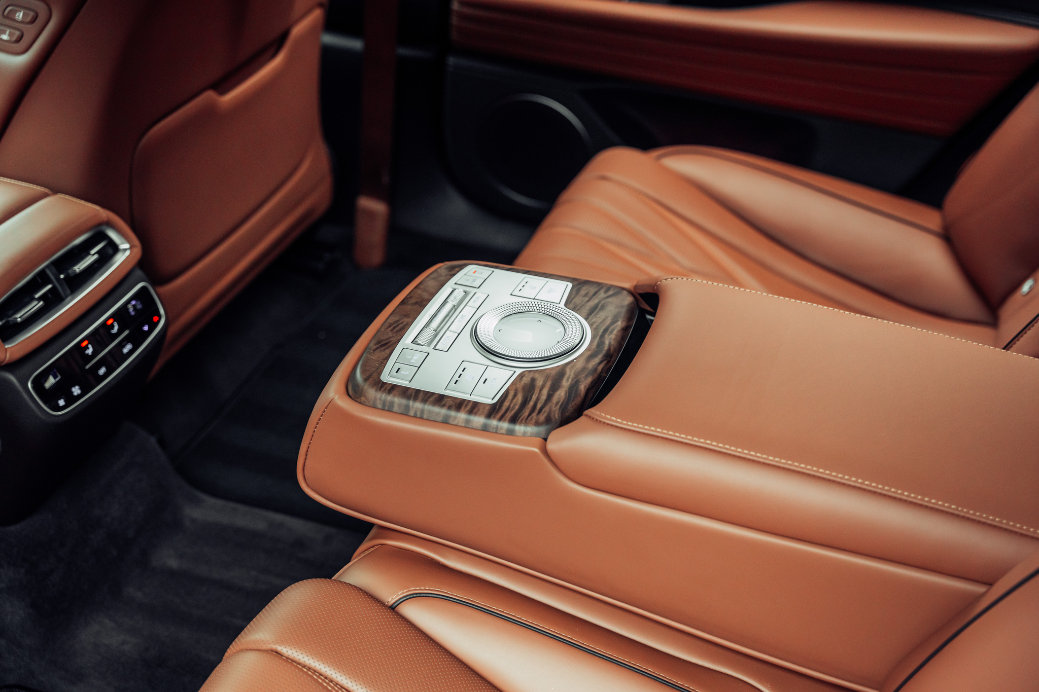 listing desktop thumbnail image 14