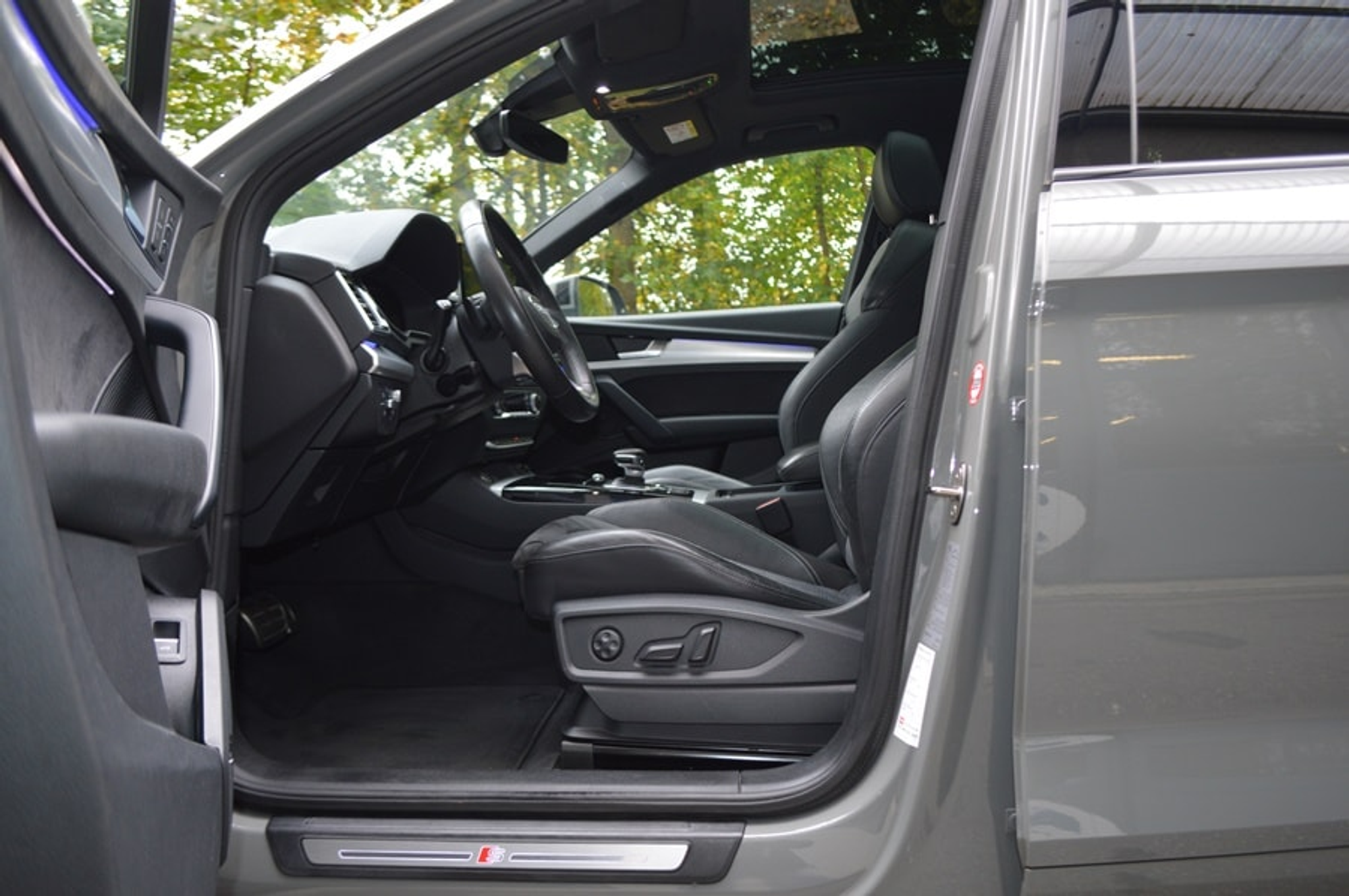 listing desktop thumbnail image 4