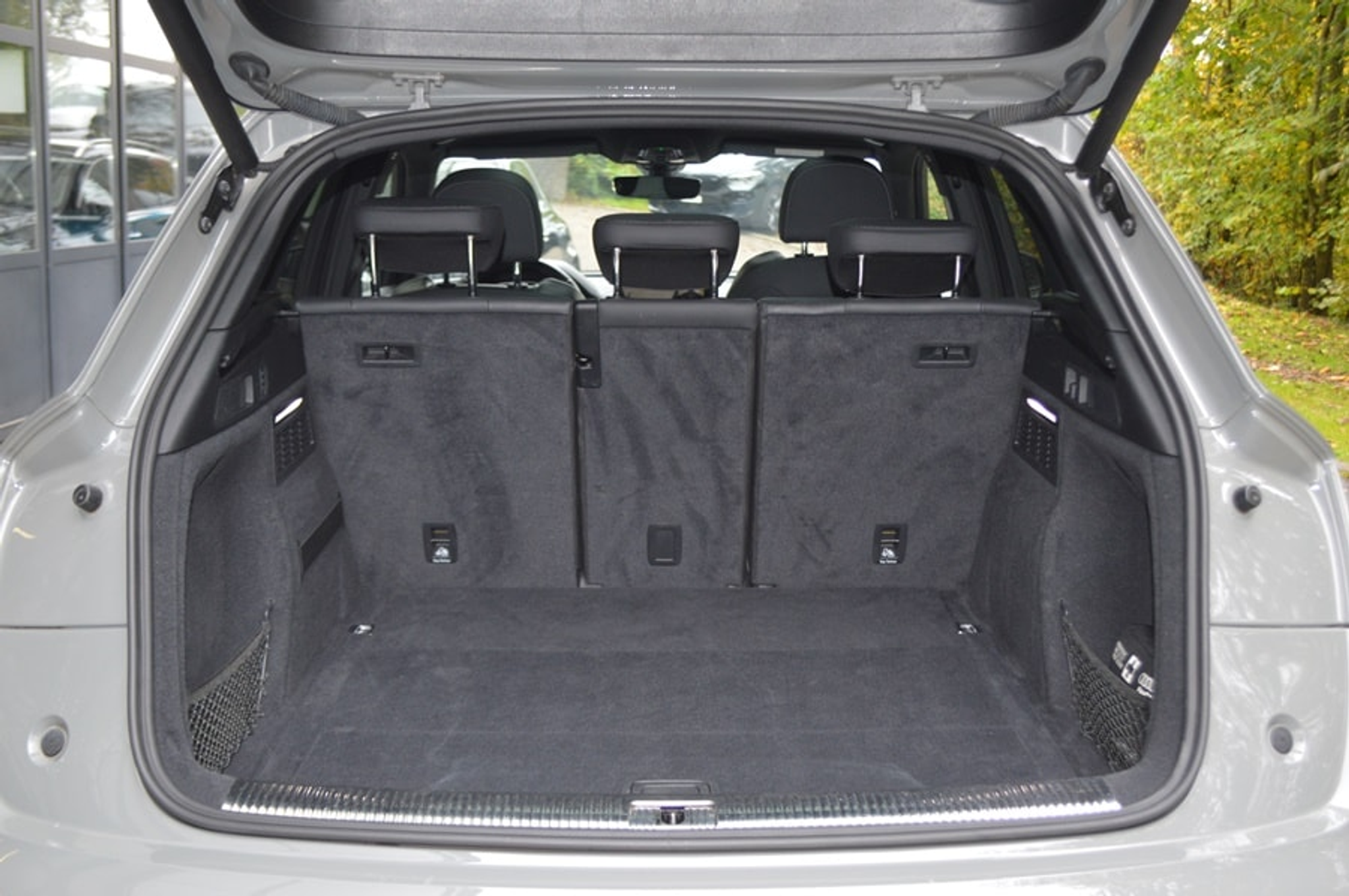 listing desktop thumbnail image 10