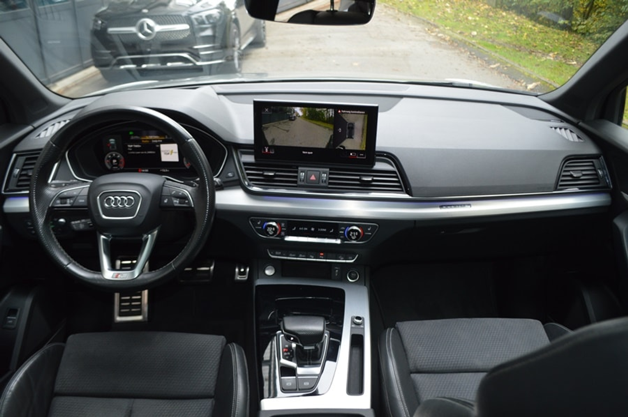 listing desktop thumbnail image 7