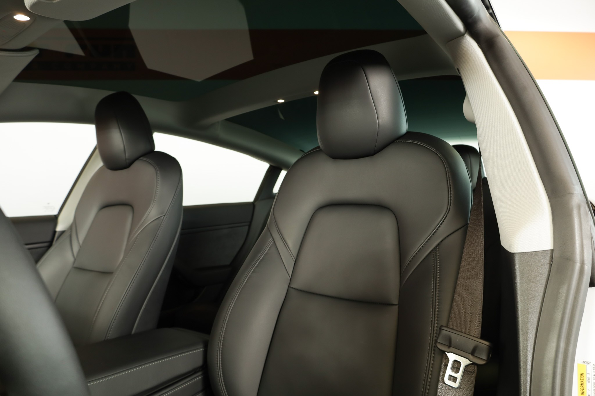 listing desktop thumbnail image 14