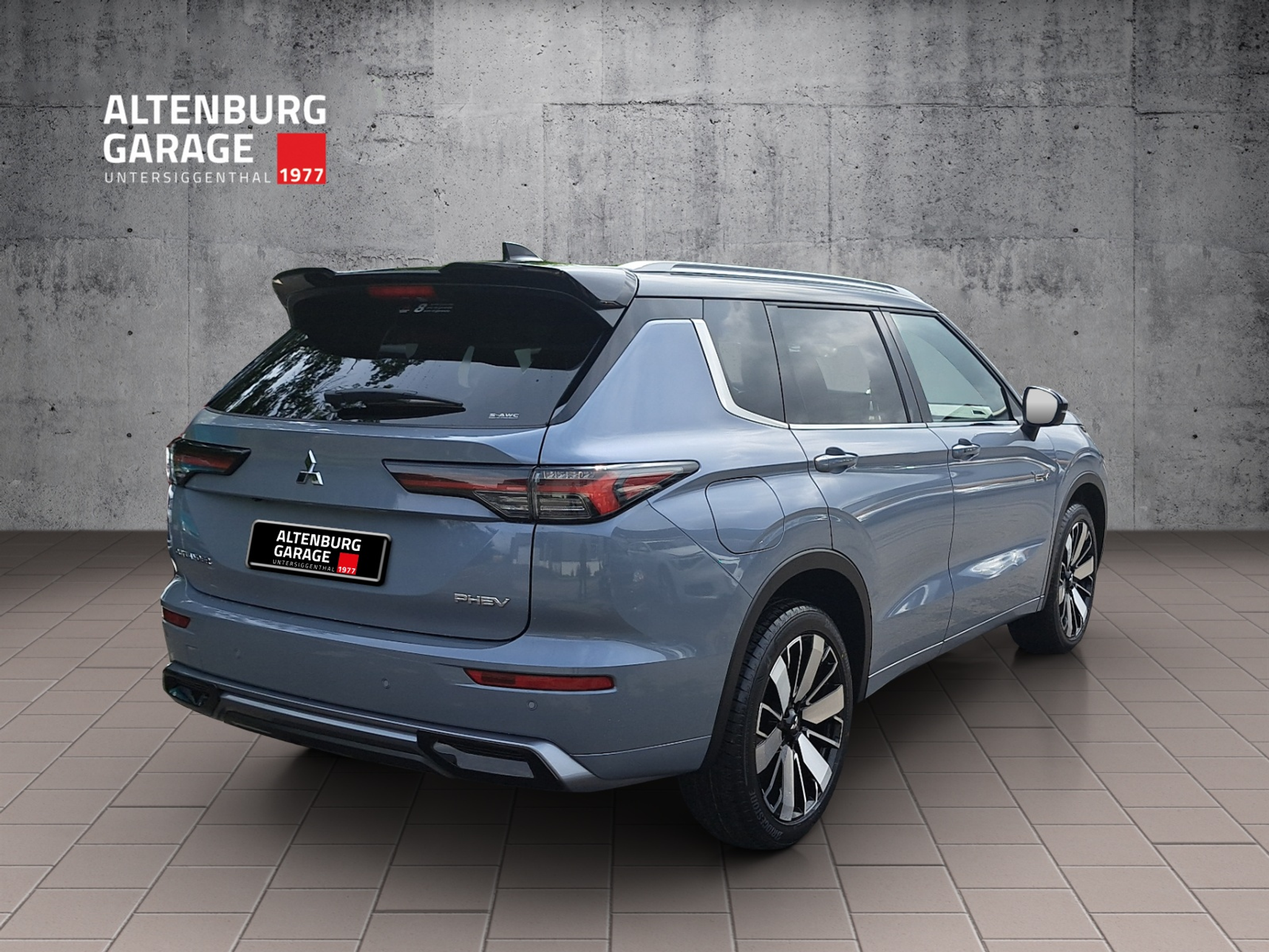 listing desktop thumbnail image 4