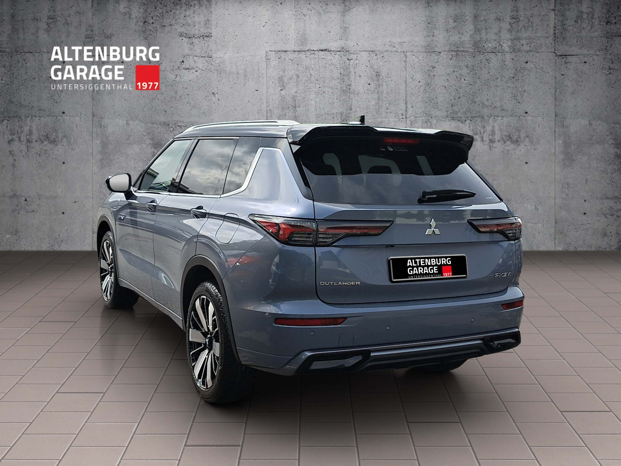 listing desktop thumbnail image 2