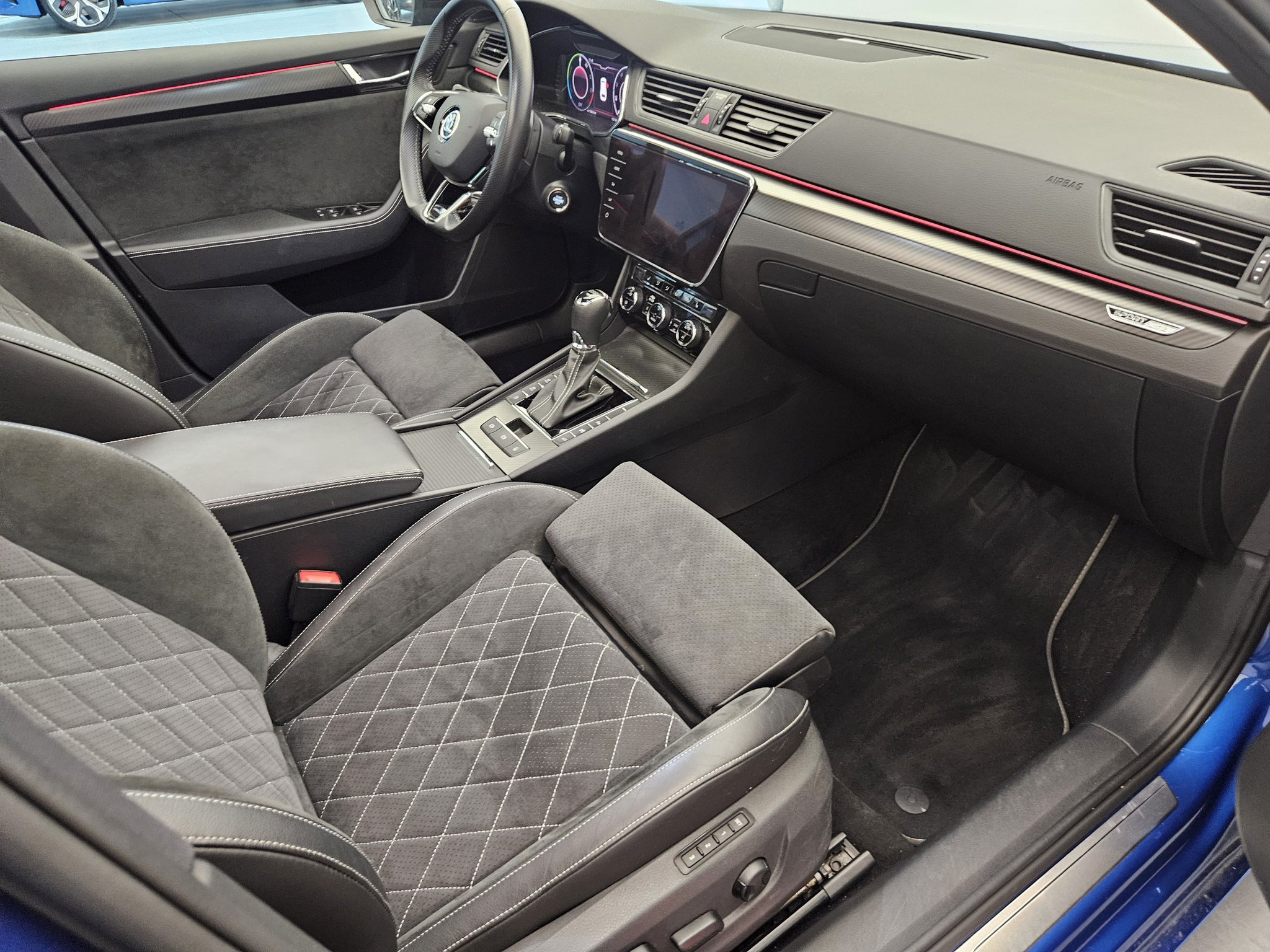 listing desktop thumbnail image 11