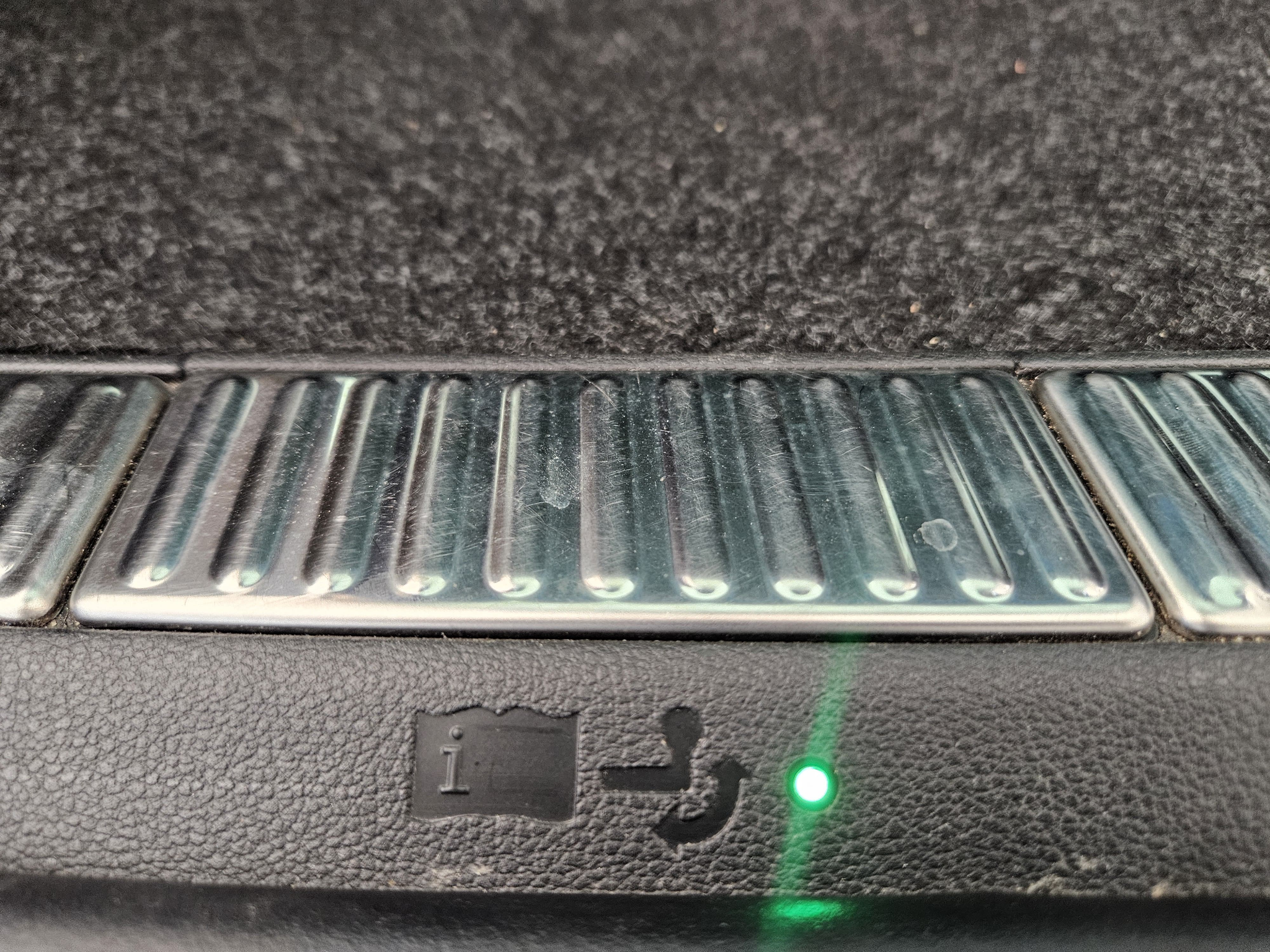 listing desktop thumbnail image 15