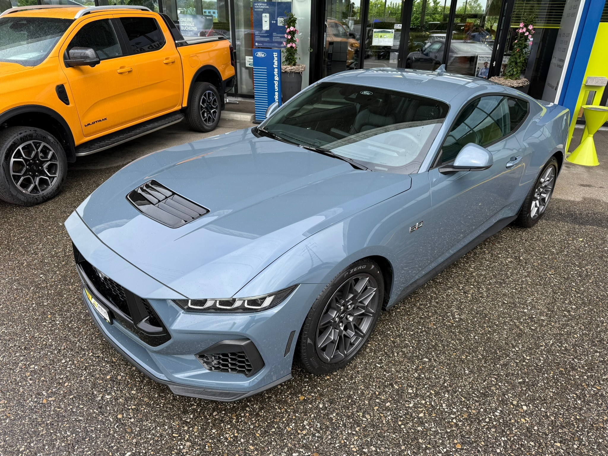 listing desktop thumbnail image 2