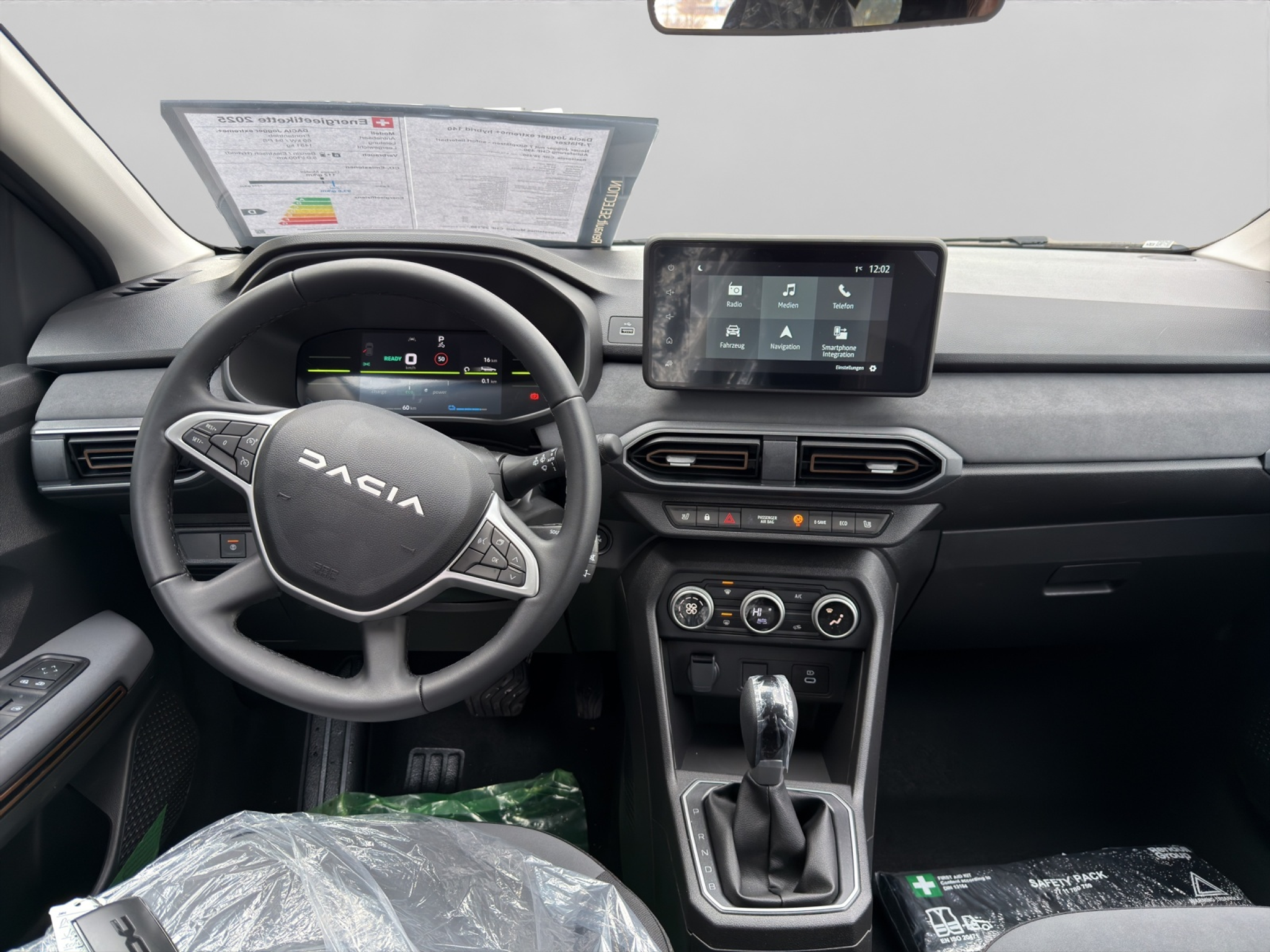 listing desktop thumbnail image 5