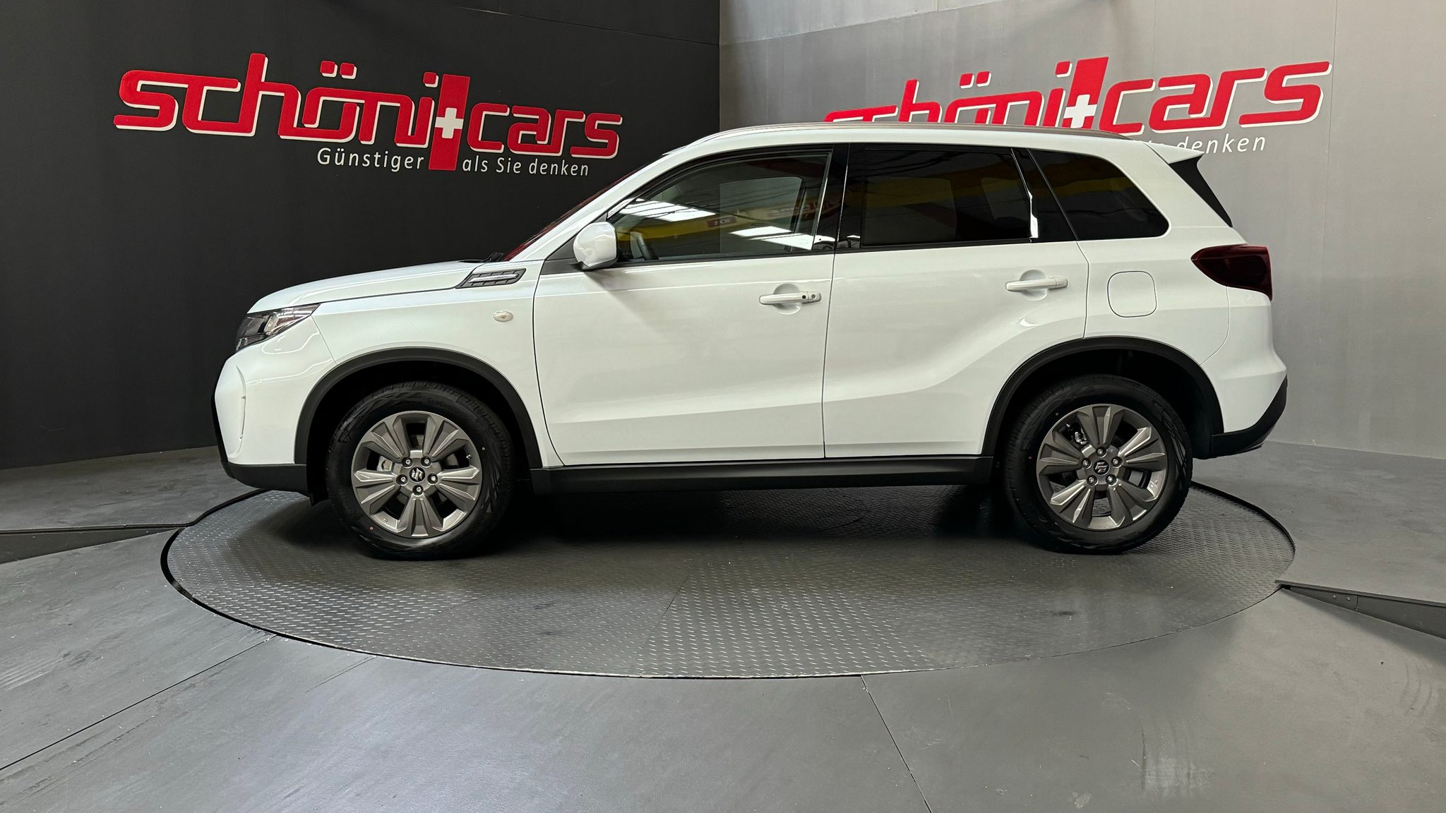 listing desktop thumbnail image 3