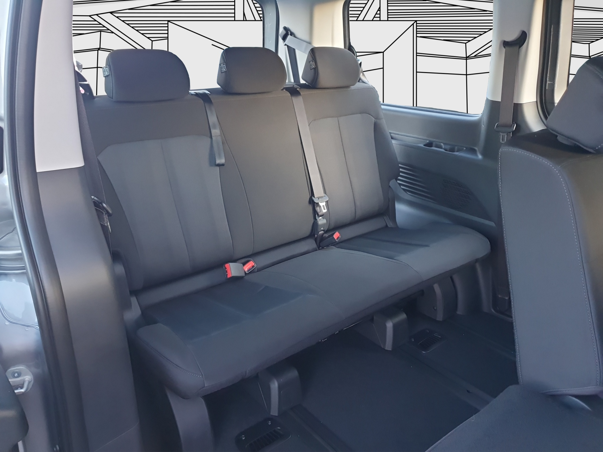 listing desktop thumbnail image 9