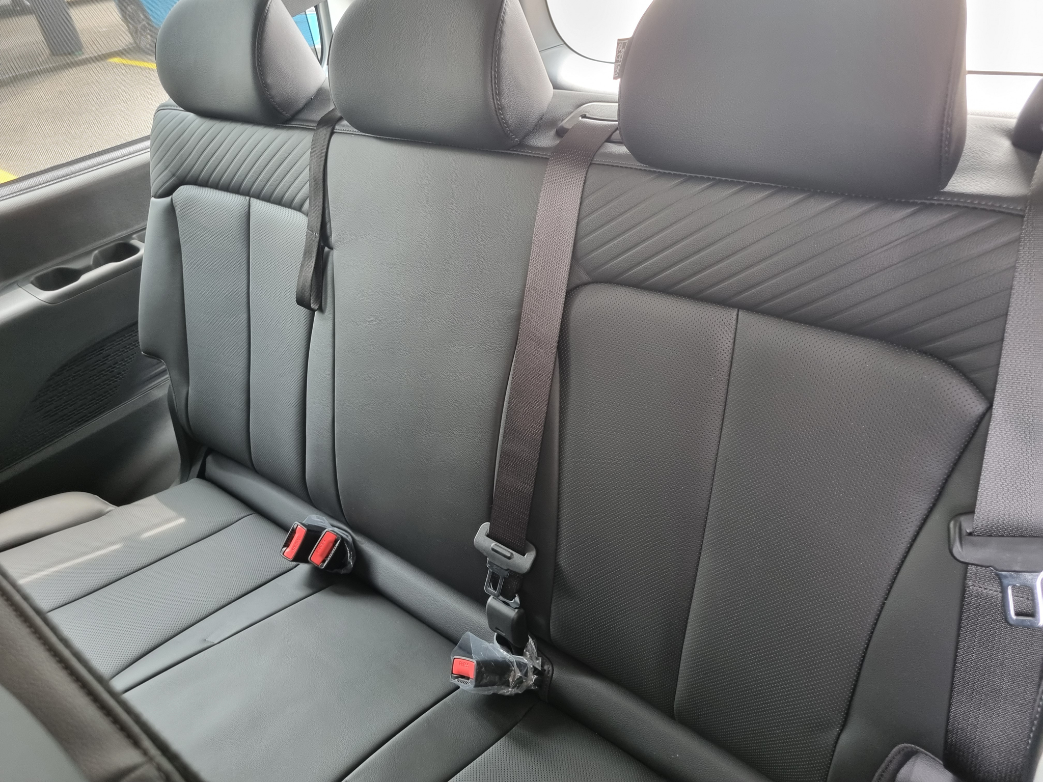 listing desktop thumbnail image 9