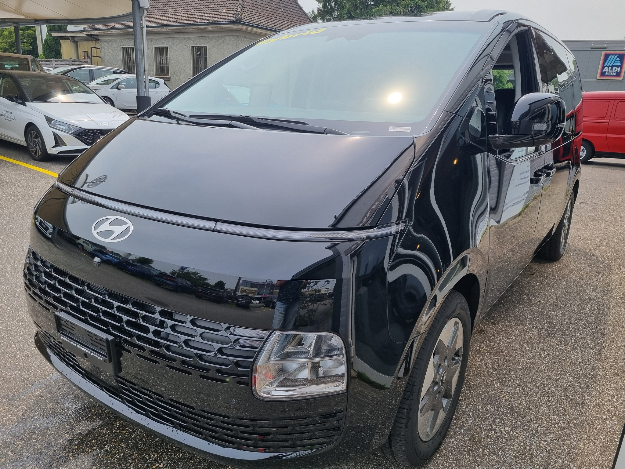 listing desktop thumbnail image 2