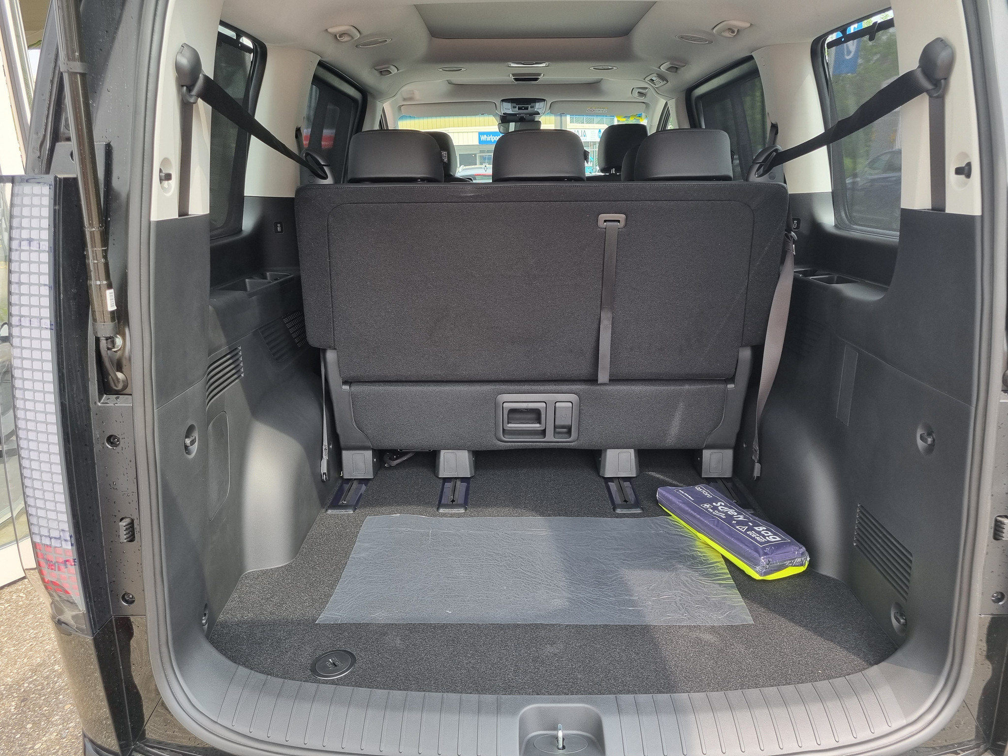 listing desktop thumbnail image 7