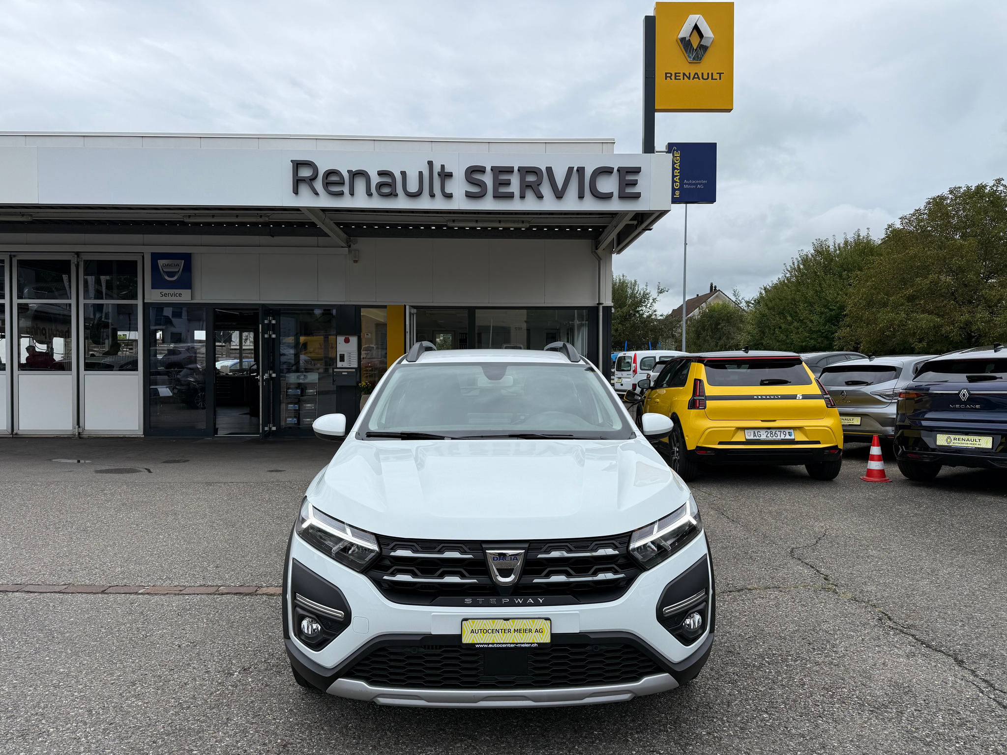 listing desktop thumbnail image 0