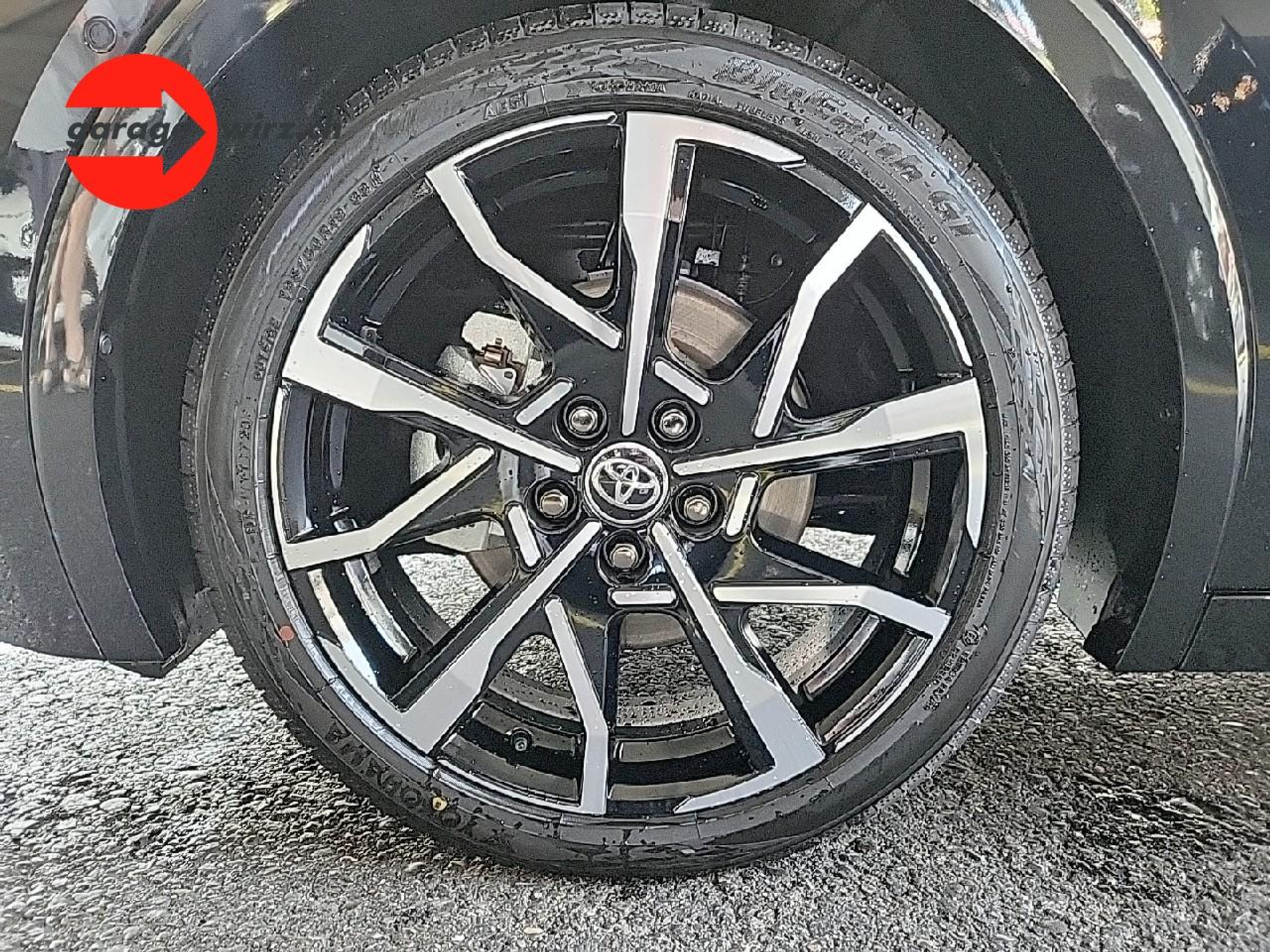 listing desktop thumbnail image 9