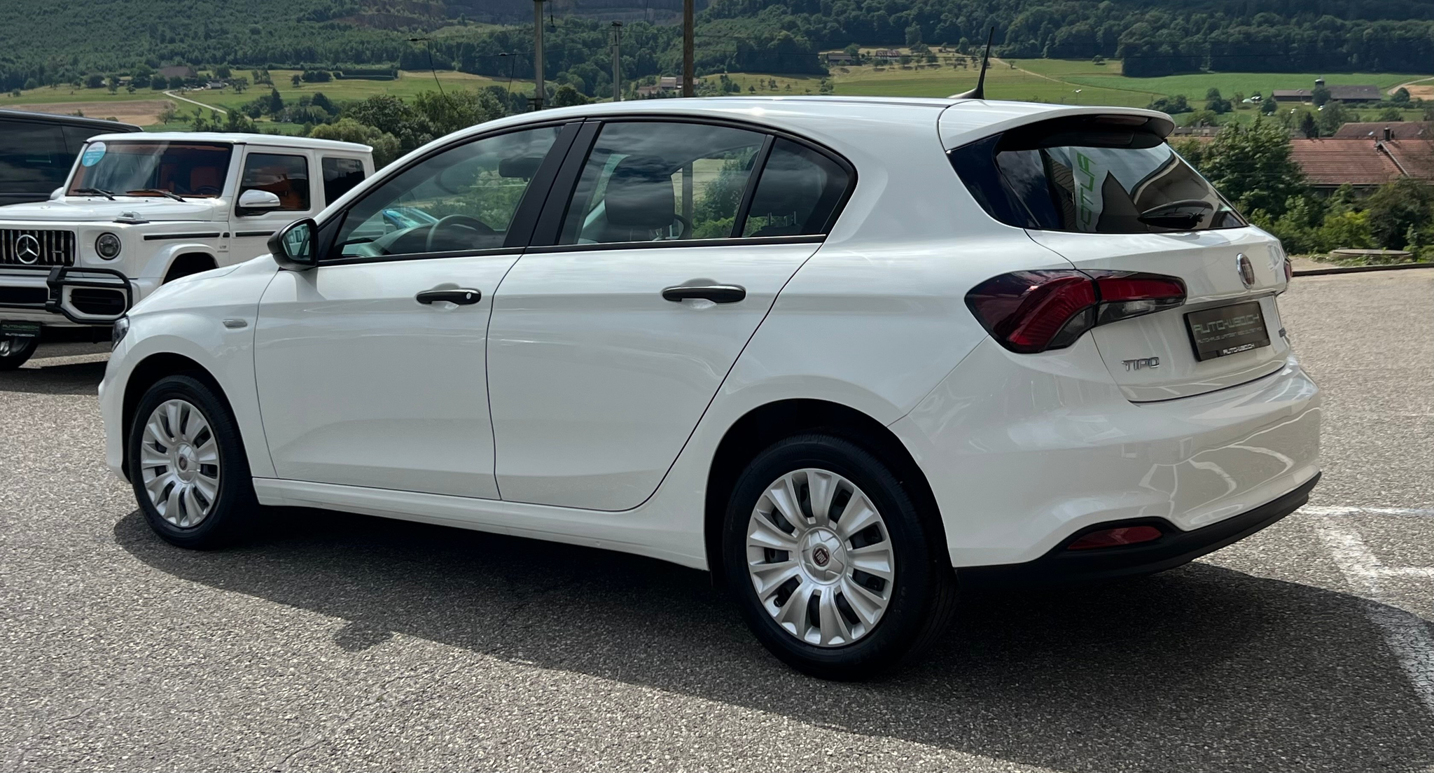 listing desktop thumbnail image 6