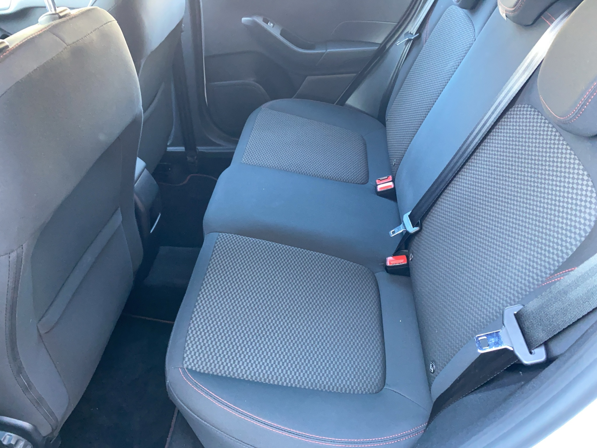 listing desktop thumbnail image 14