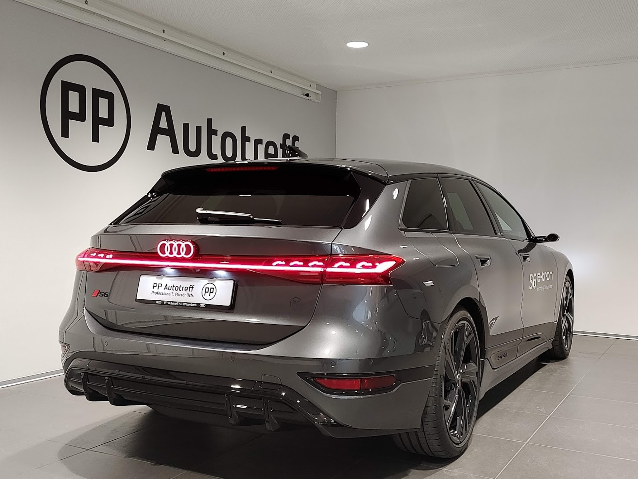 listing desktop thumbnail image 15