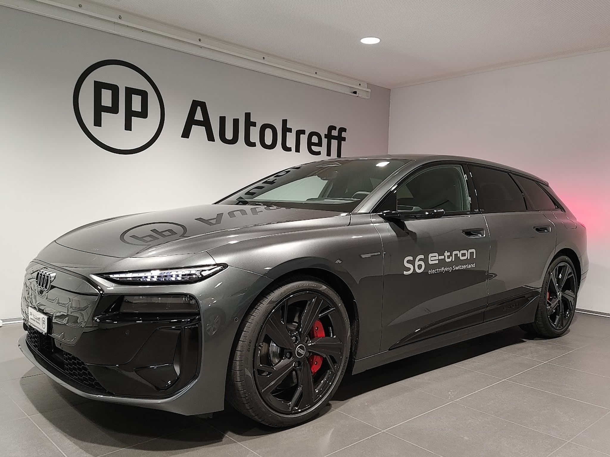 listing desktop thumbnail image 1