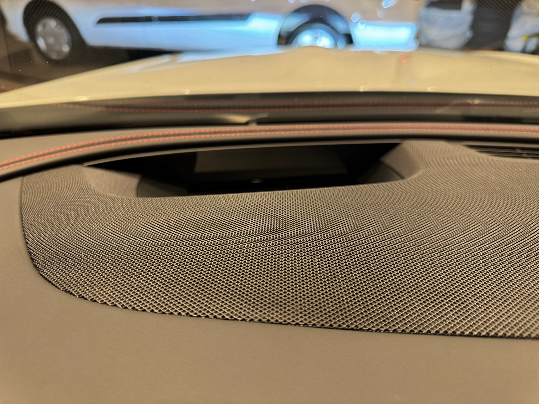 listing desktop thumbnail image 14