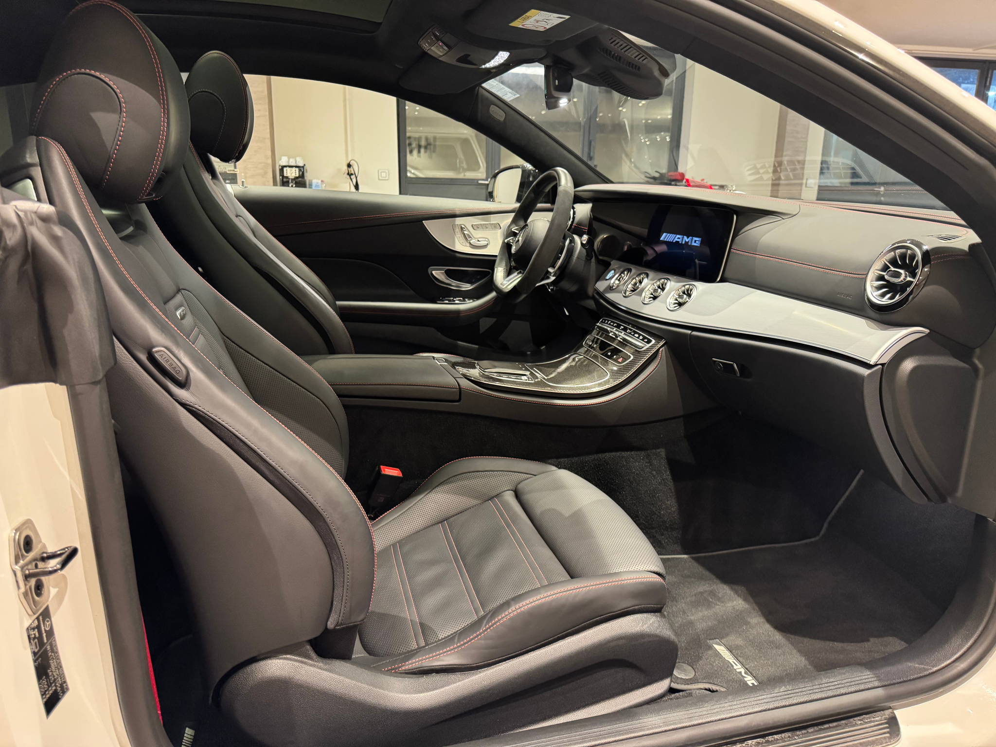 listing desktop thumbnail image 6