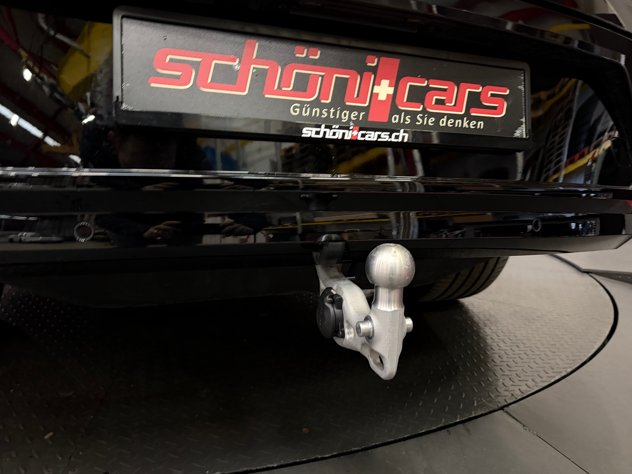 listing desktop thumbnail image 11