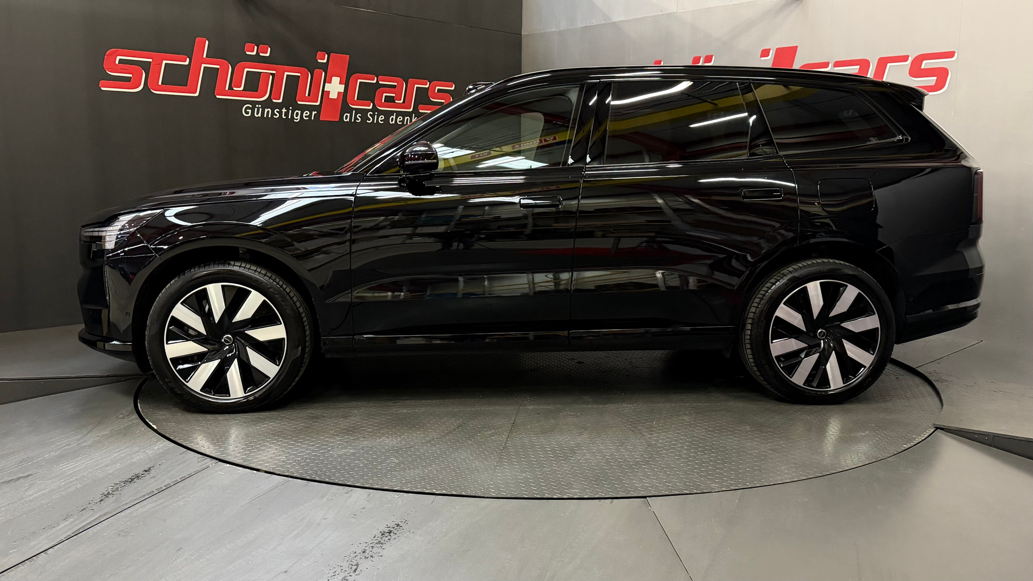 listing desktop thumbnail image 2