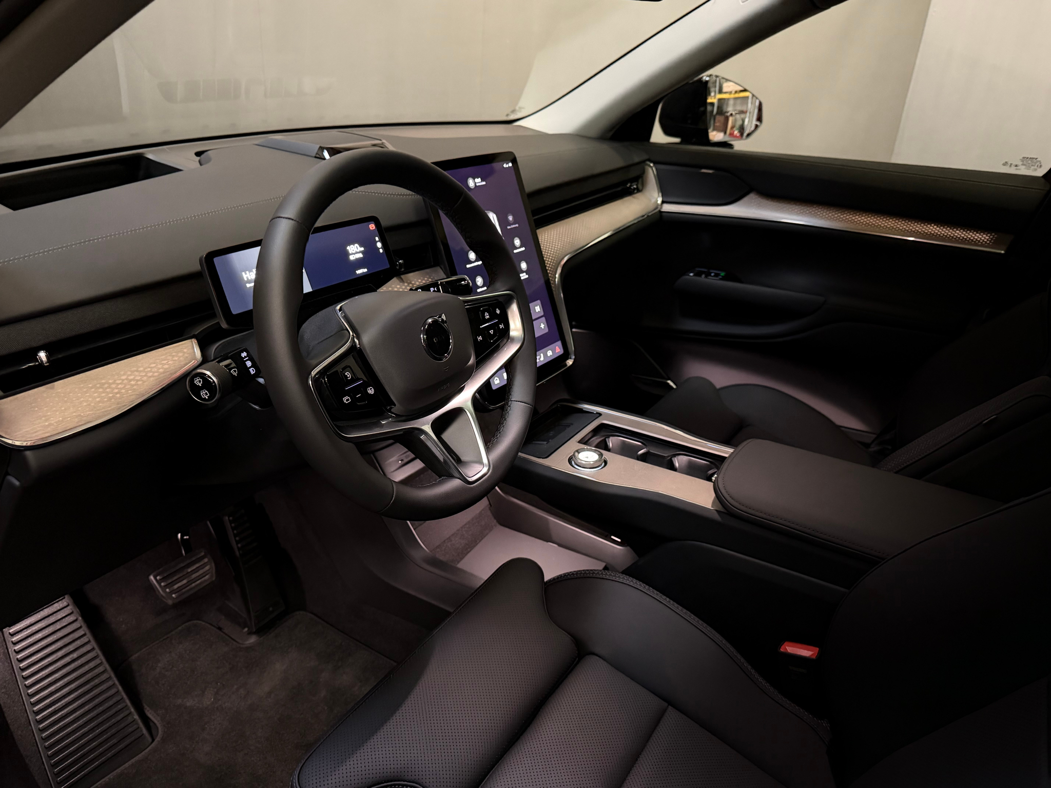 listing desktop thumbnail image 14