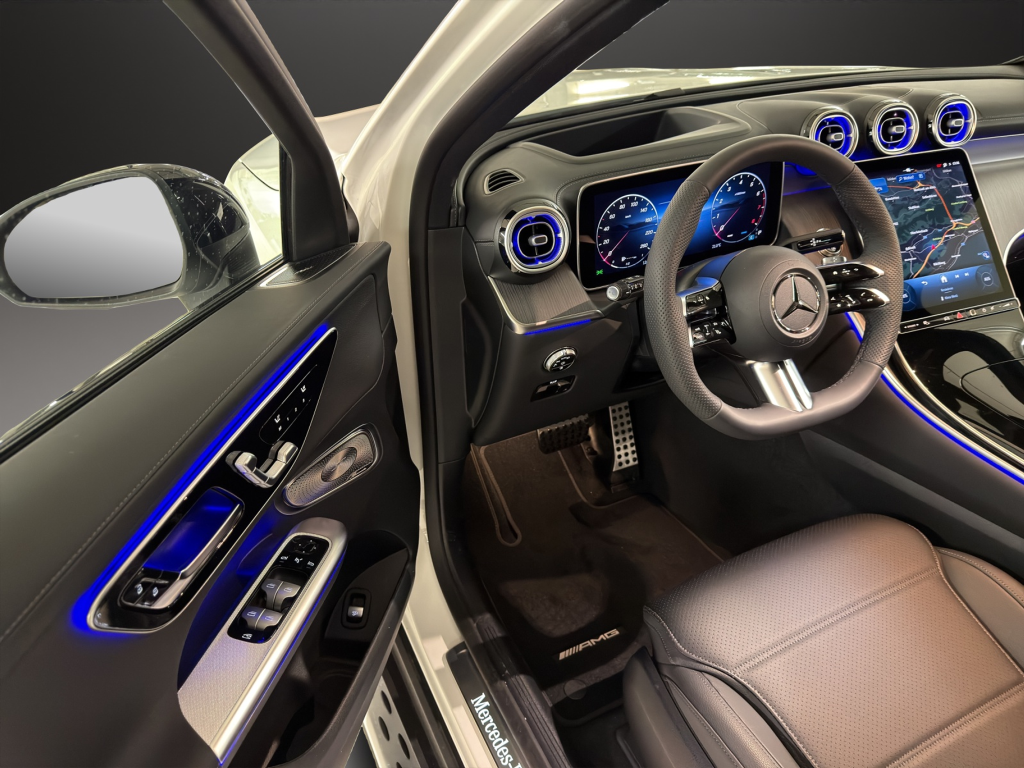 listing desktop thumbnail image 11