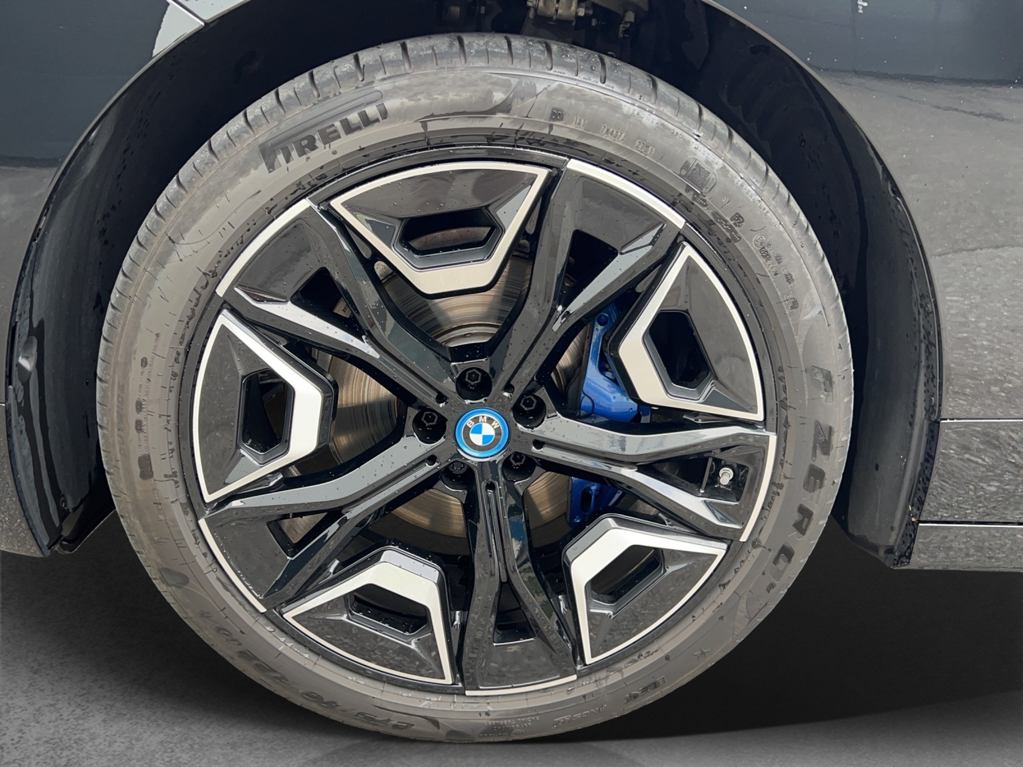 listing desktop thumbnail image 8