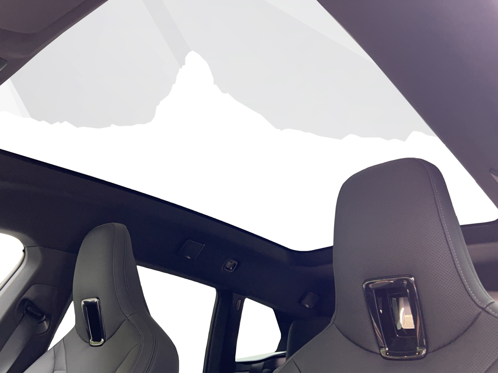 listing desktop thumbnail image 13