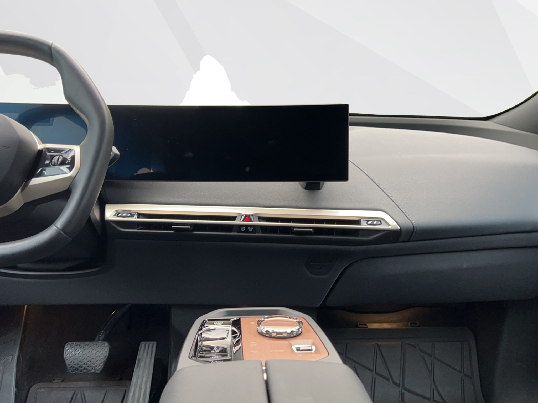 listing desktop thumbnail image 12