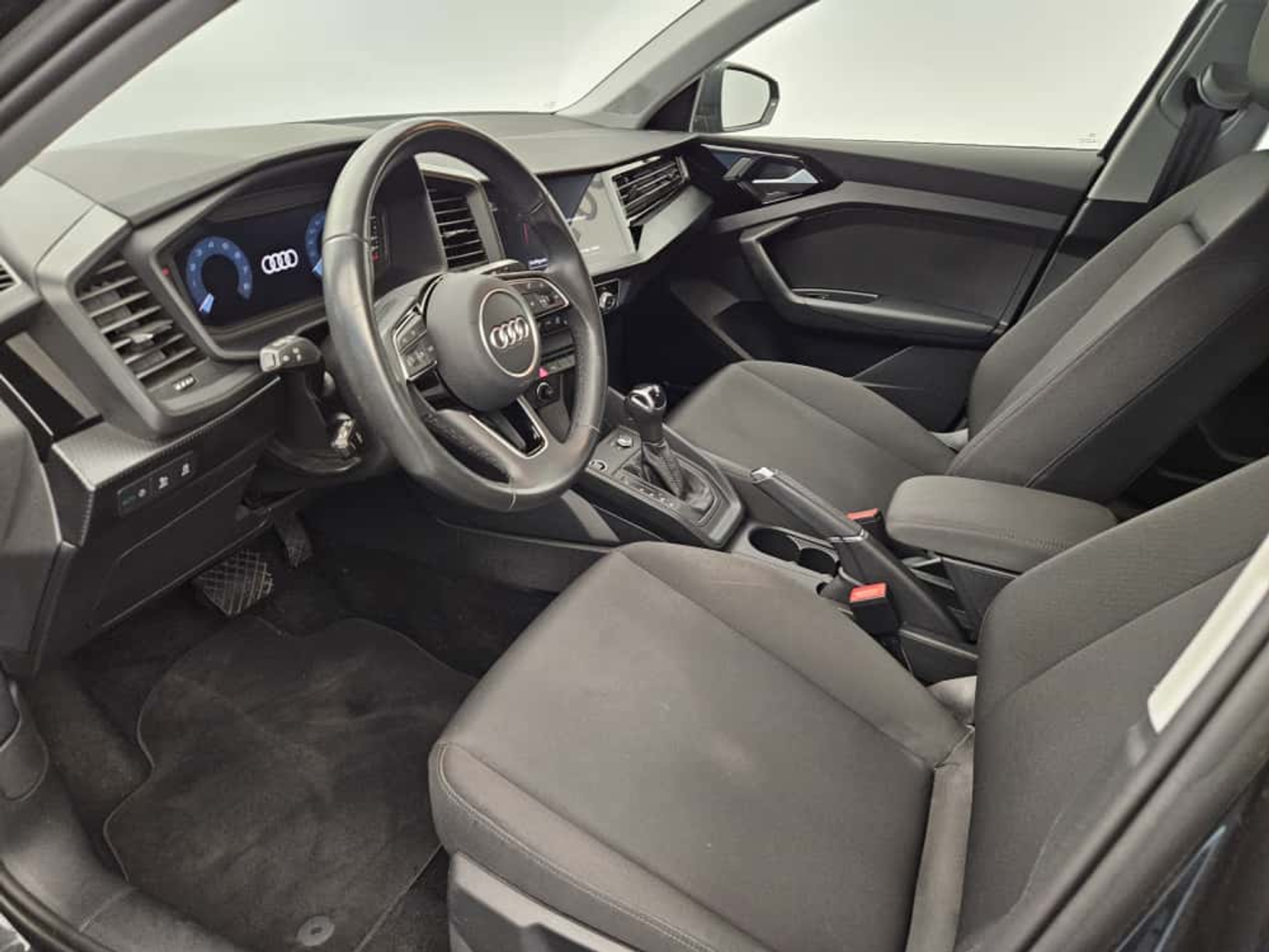 listing desktop thumbnail image 10