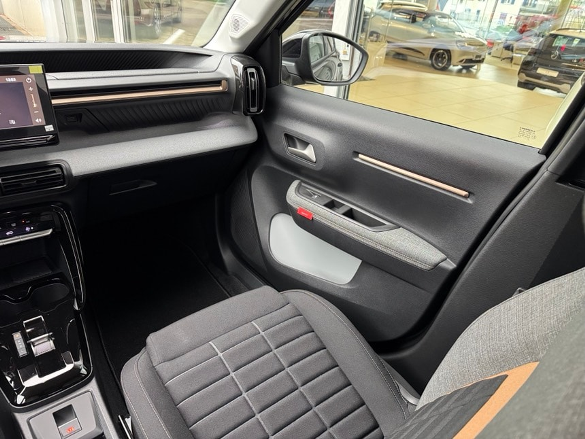 listing desktop thumbnail image 10