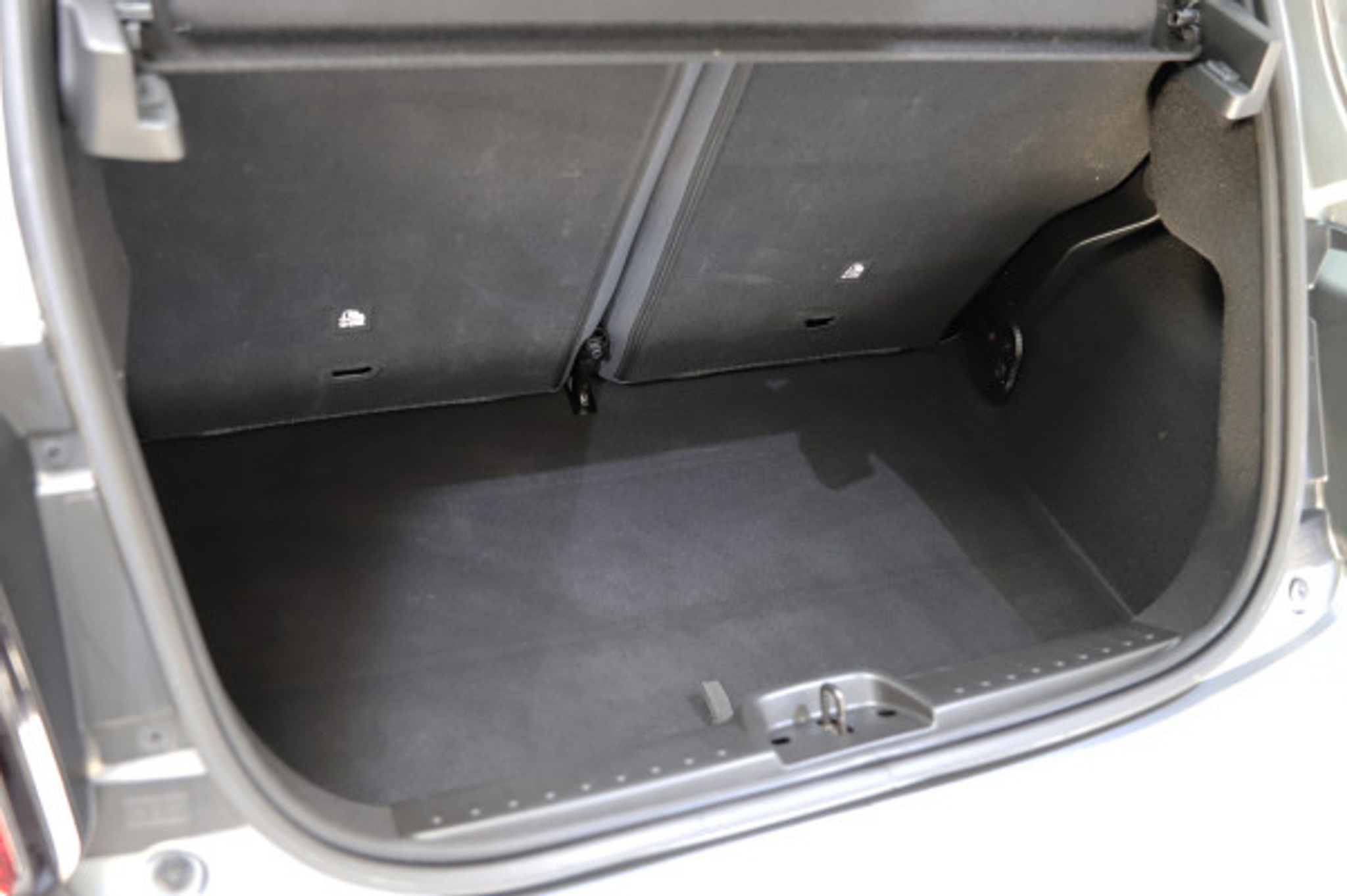 listing desktop thumbnail image 11