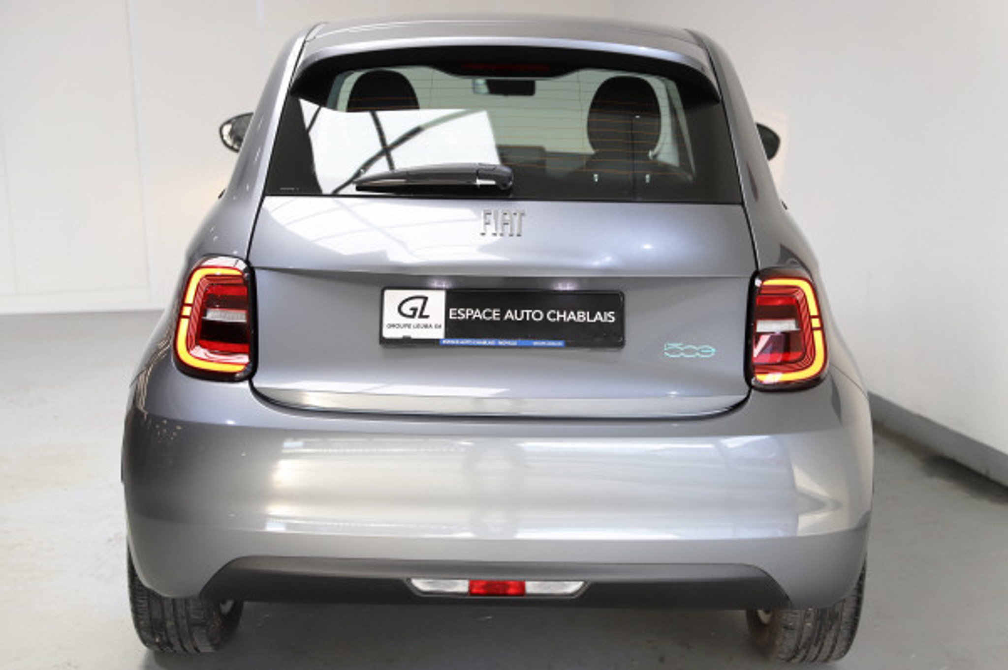 listing desktop thumbnail image 5