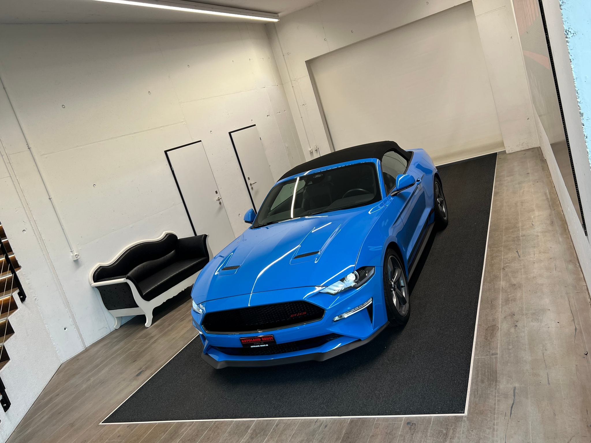 car-image-1