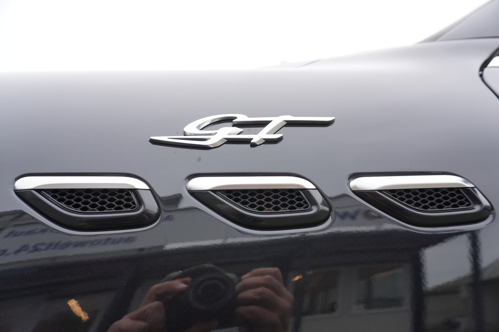 listing desktop thumbnail image 9