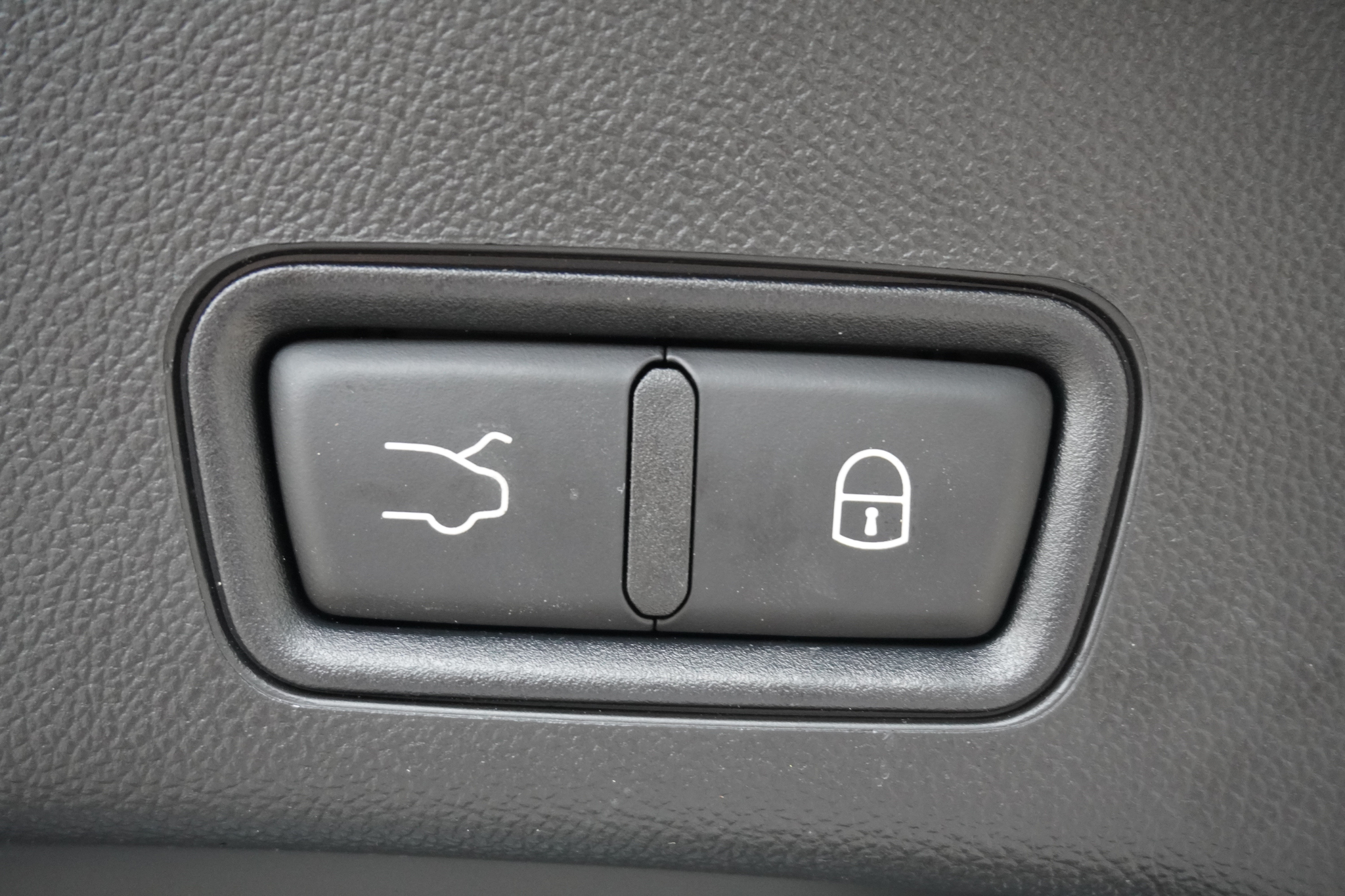 listing desktop thumbnail image 18