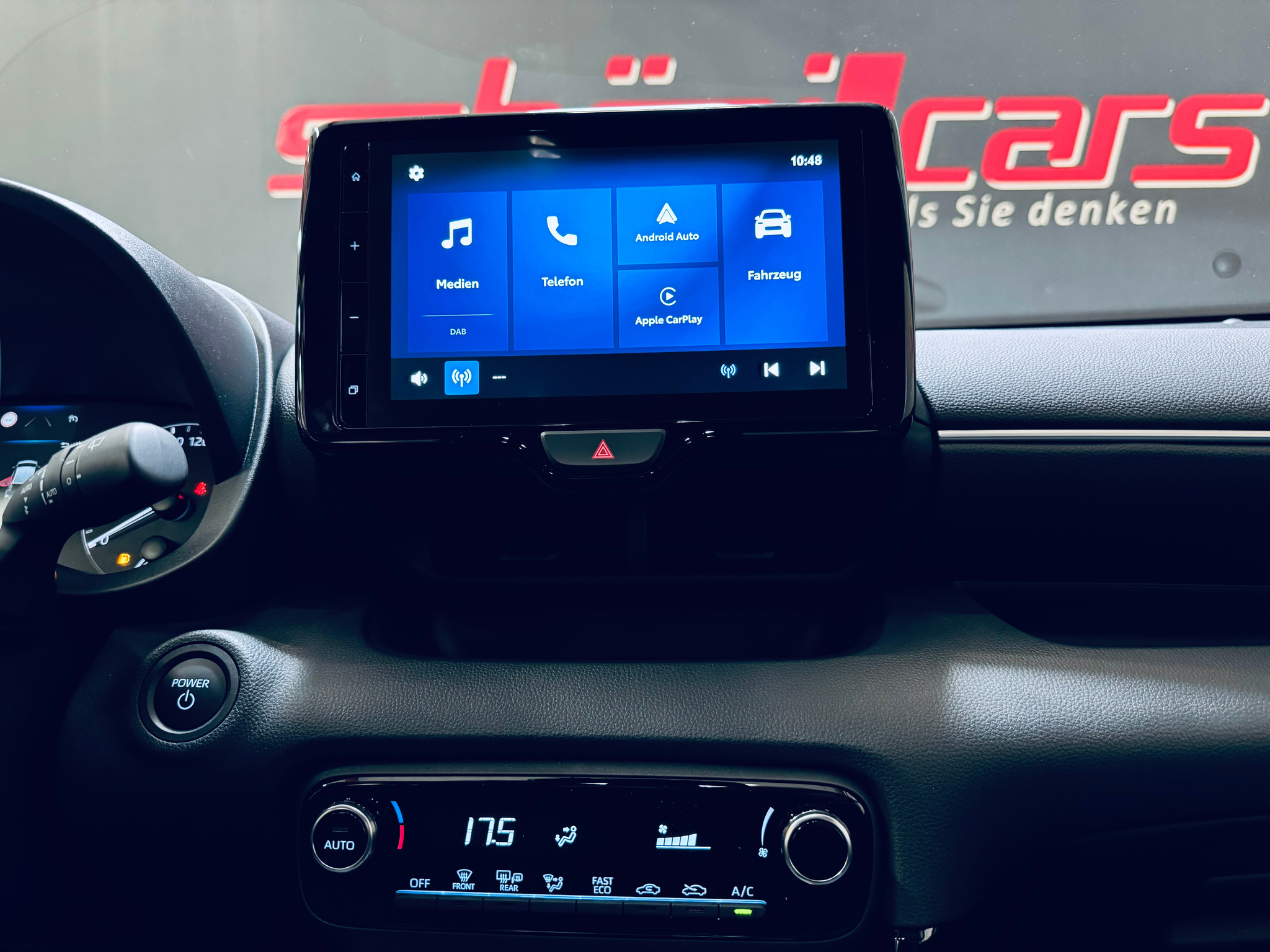 listing desktop thumbnail image 17