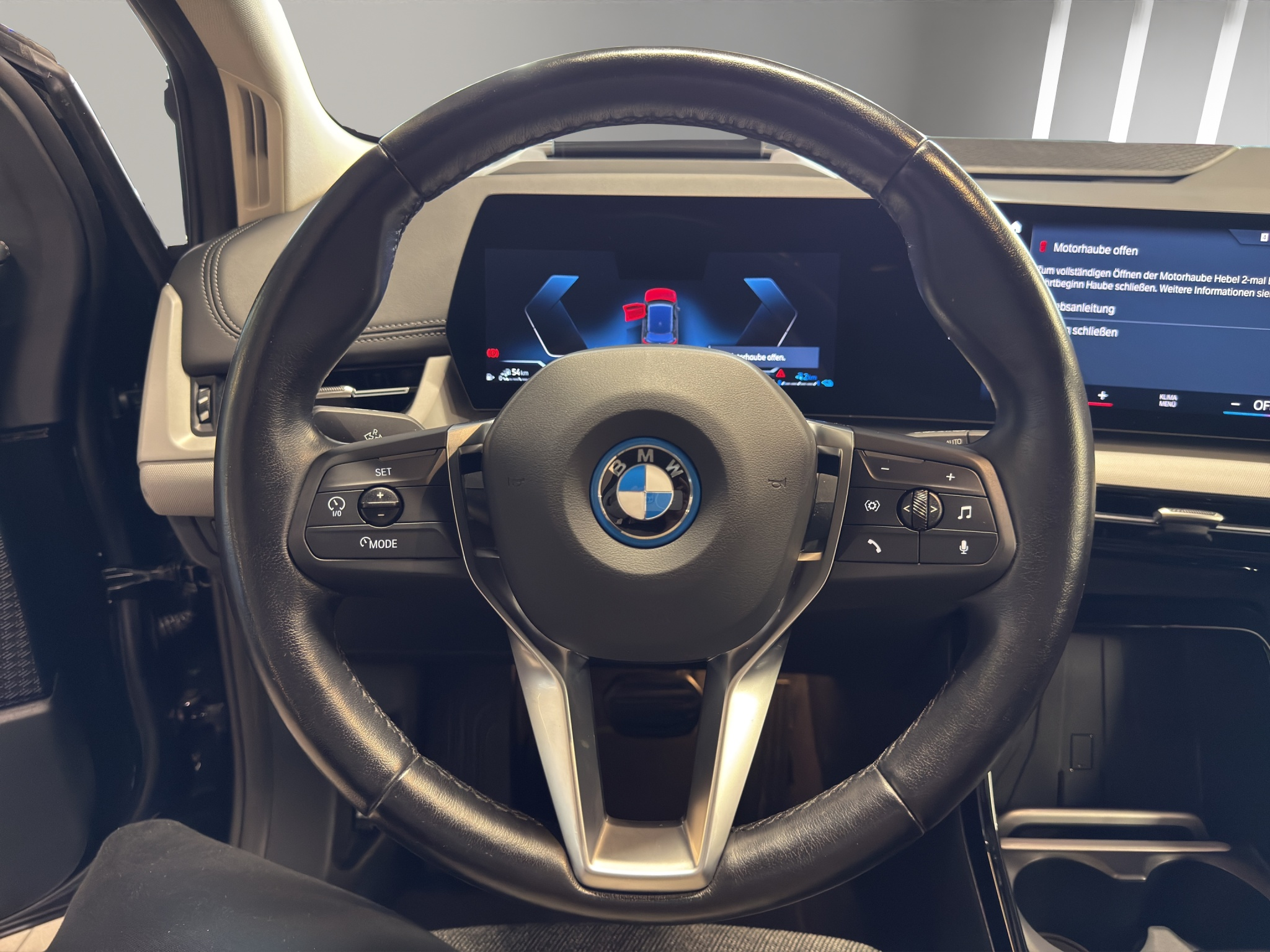 listing desktop thumbnail image 9