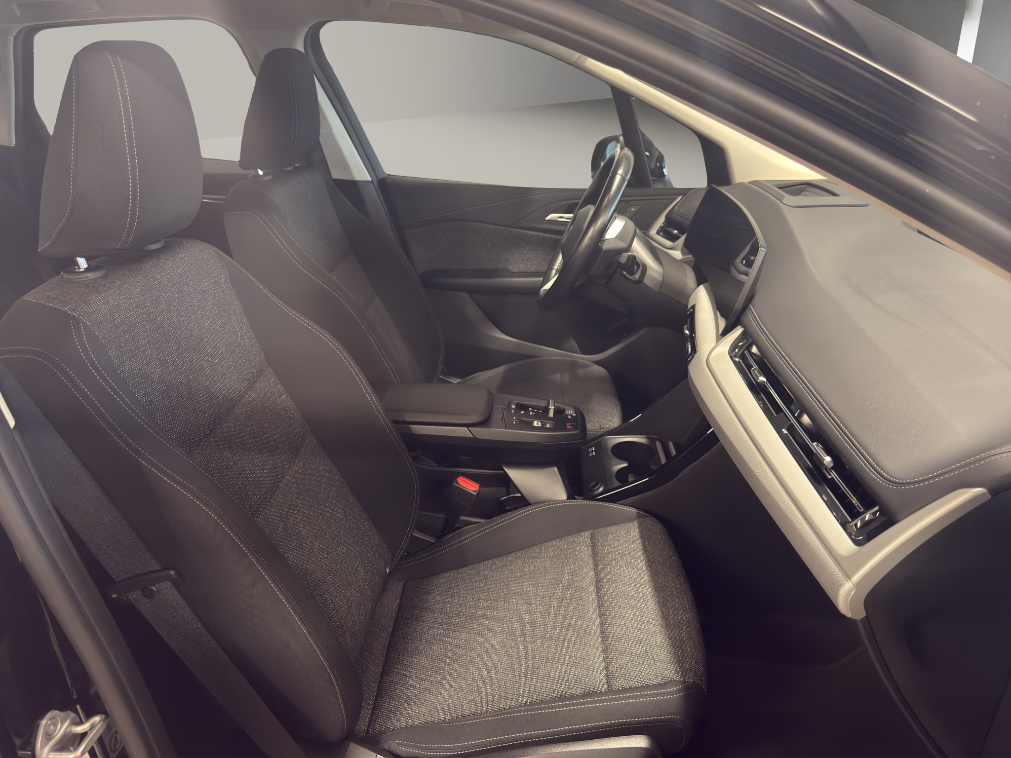 listing desktop thumbnail image 13