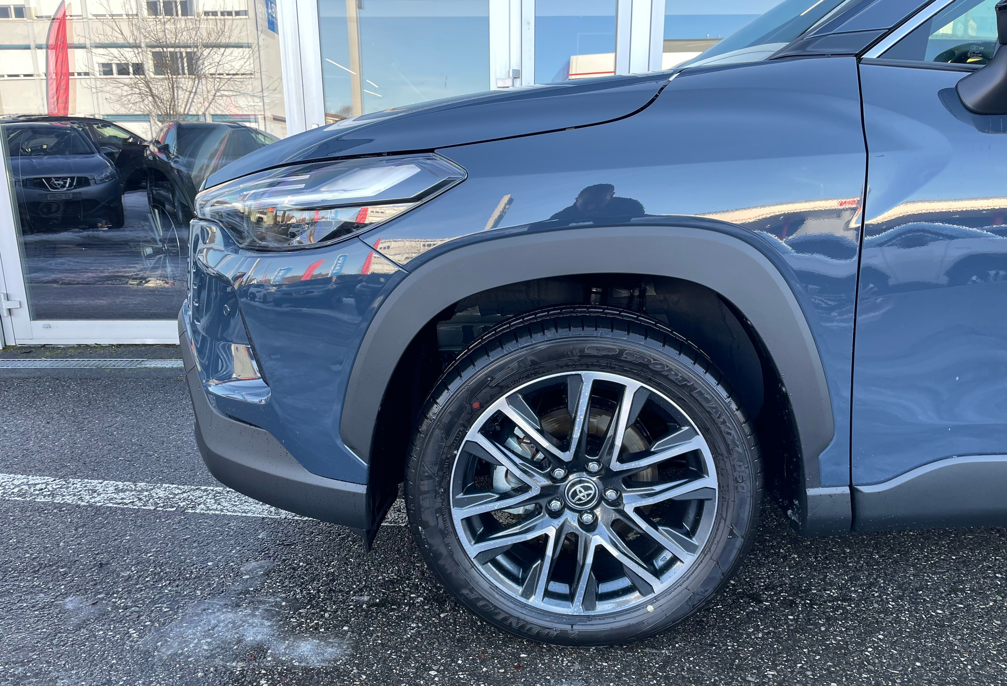 listing desktop thumbnail image 5