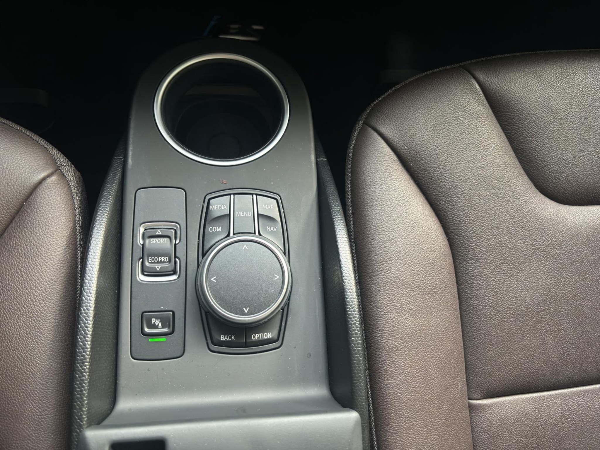 listing desktop thumbnail image 7