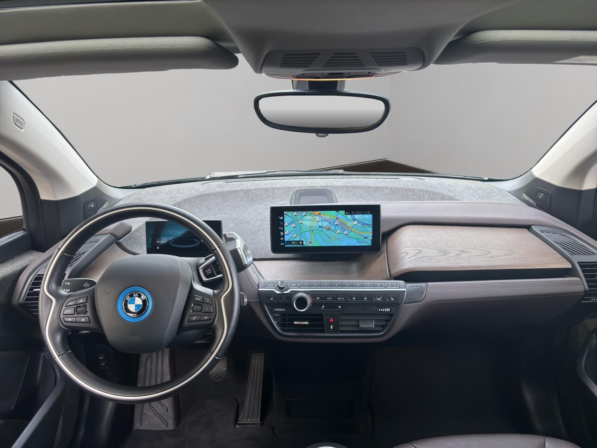 listing desktop thumbnail image 6