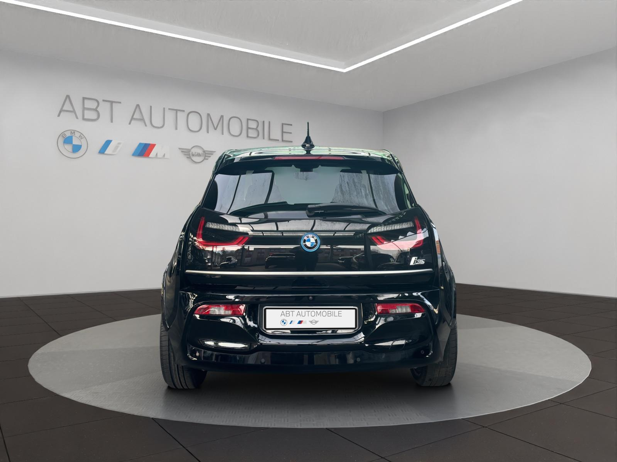 listing desktop thumbnail image 4